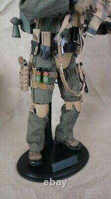 1/6 Star Wars Custom Boba Fett Mandalorian Like Green Wolf GalacTAC. No Hot Toys