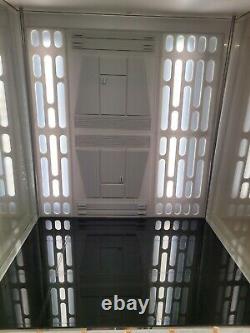 Custom 1/6 scale Death Star Corridor Diorama for Hot Toys. Fits in Detolf