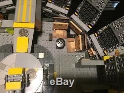 Custom Lego Compatible Star Wars YellowithGray Corellian Yacht With 6 Crew! NEW
