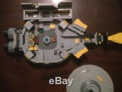 Custom Lego Star Wars Smuggler Class Star Ship with Crew, NEW DESIGN