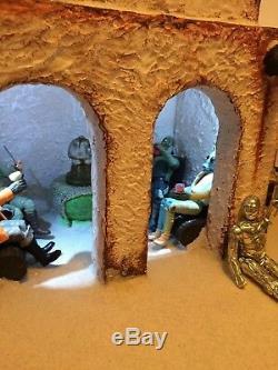 Custom Star Wars Mos Eisley / Tatooine DIORAMA 3 3/4 3.75 figures NOT INCLUded