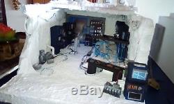 Custom Star Wars diorama -Echo Base control room & corridor
