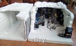 Custom Star Wars diorama Hoth base