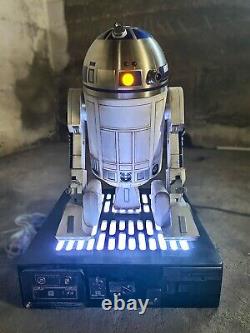 DeAgostini R2D2 Custom Painted 1/2 life size R2D2 Droid w LED Base Star Wars