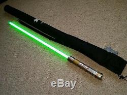 Galaxys Edge STAR WARS LIGHTSABER Jedi Saber 6 BONUS KYBER CRYSTAL Savis Custom