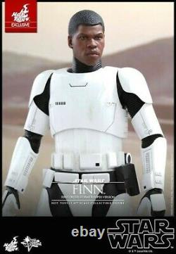 Hot Toys Custom 16 Finn (Stormtrooper) Star Wars The Force Awakens Figure