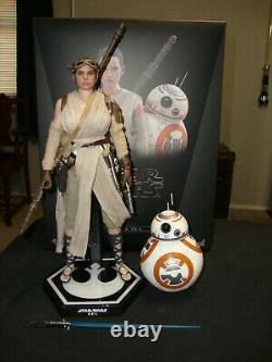 Hot Toys Rey and BB-8 Star Wars The Force Awakens 1/6 Scale Figure Custom Set