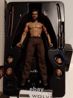 Hot toy the wolverine mms220 Battle with world box body battle custom 1/6 no dx