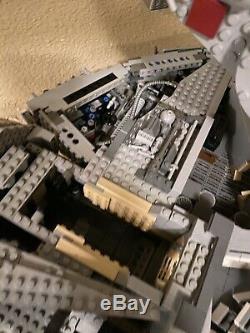 LEGO CUSTOM Like 75192 UCS Star Wars Millennium Falcon One Of A Kind With interior