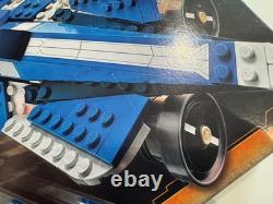 LEGO Star Wars Anakin's Custom Jedi Starfighter 75087 Building Kit LEGO Star Wars Anakin's Custom Jedi Starfighter 75087 Building Kit