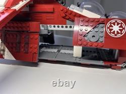 LEGO Star Wars Coruscant Guard Gunship (75354) + Custom Minifigure, Weapons etc