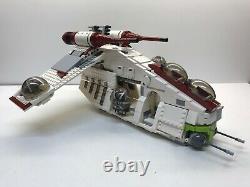 Lego Star Wars 75021 Republic Gunship (100% complete ship, 8 minifigures)