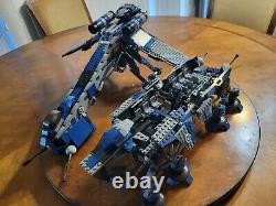 Lego Star Wars Republic Custom Clone Dropship with AT-OT Walker (10195)