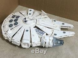 Lego Star Wars White Custom Millennium Falcon Comes With 8 Minifigures 7965 RARE