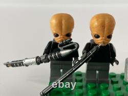 Lego Star Wars custom Mos Eisley band Lego parts custom heads