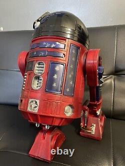 STAR WARS GALAXY'S EDGE DROID DEPOT CUSTOM Painted ASTROMECH R2 Remote Red Stars