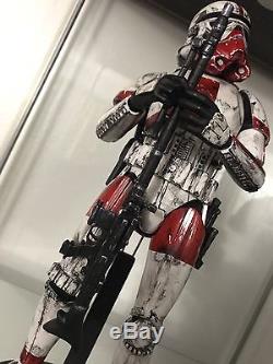 Sideshow Collectibles Star Wars Imperial Incinerator Stormtrooper Custom 1/6