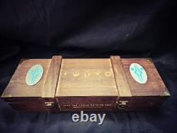 Star Wars Galaxy's Edge Ahsoka Tano Legacy Lightsaber Hilts in Custom Box