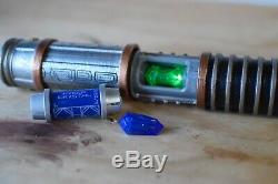 Star Wars Galaxy's Edge Lightsaber withCustom Hilt Stand! 2 Kyber Crystals! NEW