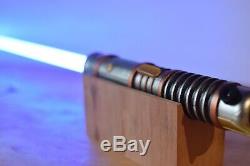 Star Wars Galaxy's Edge Lightsaber withCustom Hilt Stand! 2 Kyber Crystals! NEW