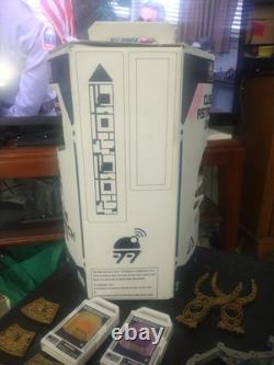 Star Wars Galaxys Edge Custom Droid Depot Astro R-series withRemote + Accessories