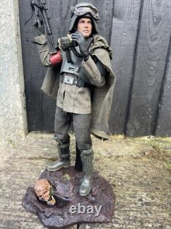 Star Wars Hot Toys Mudtrooper Han Solo With Custom Base