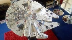 Star wars de agostini millennium falcon fully completed model on custom base